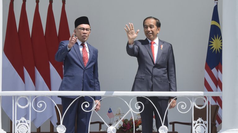 Jokowi Bertemu PM Malaysia Anwar Ibrahim, Tekankan Lima Hal Ini