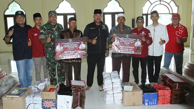 Pemkab Kutai Kartanegara Bantu Revitalisasi Rumah Ibadah di Muara Muntai