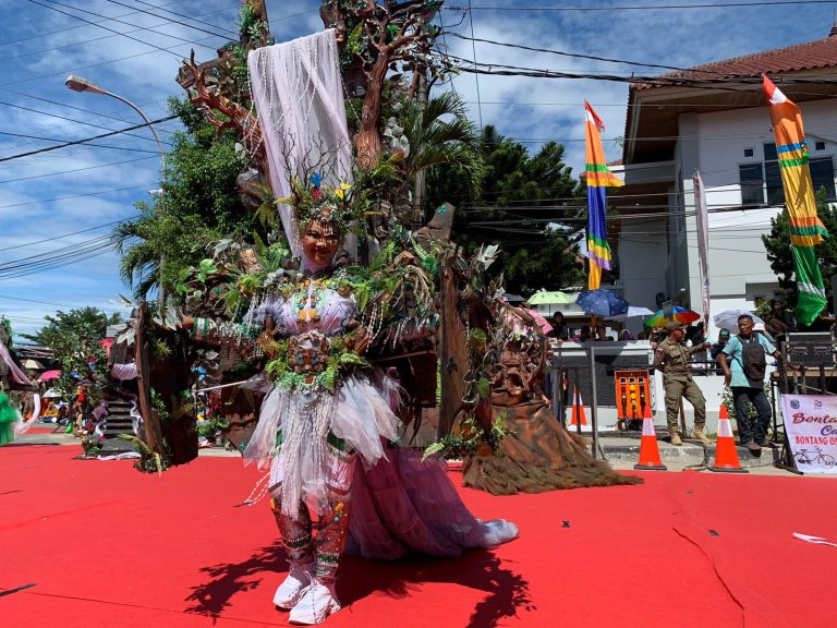 BCC dan Pawai Budaya 2024: Sekretariat DPRD Kota Bontang Raih Gelar Juara Utama