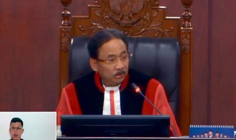 MK Tolak Permohonan Warga Tidak Beragama Diakui dalam Adminduk