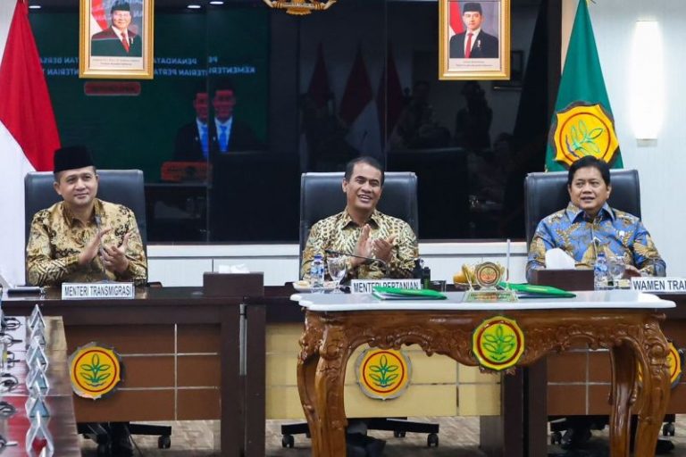 Kementrans Upayakan Petani Transmigran Raih Pendapatan Rp20 Juta Per Bulan