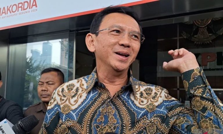 KPK Periksa Ahok Soal Kerugian Rp5,4 Triliun dalam Pengadaan LNG