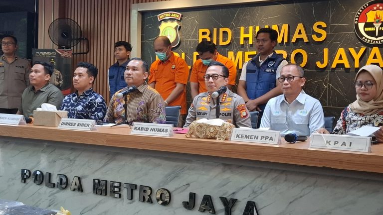 Polda Metro Bongkar Kasus Pesta Seks, Dikelola Pasutri di Website