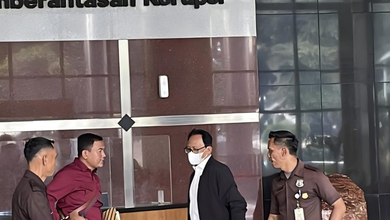 Hakim MK Ridwan Mansyur Tiba-tiba Diperiksa KPK, Terkait Kasus Apa?