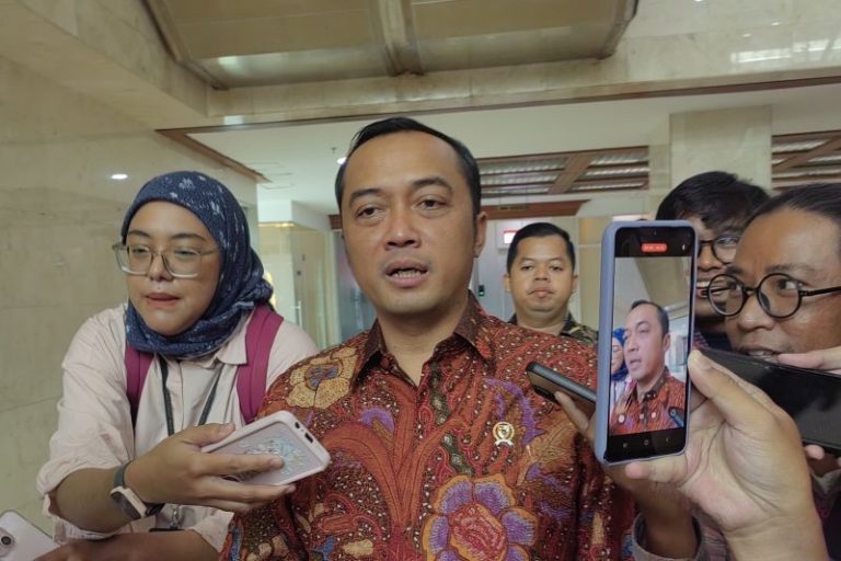 Mensesneg Sebut Retreat Kepala Daerah Didanai APBN