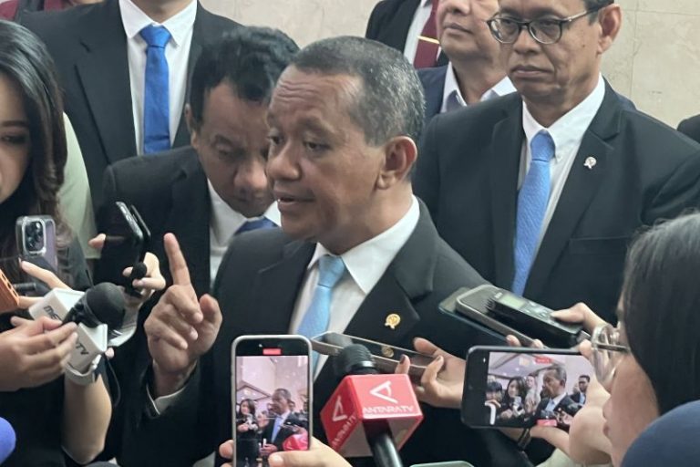 Bahlil: Ormas Agama dan UKM Bisa Kelola Batu Bara di Luar Eks-PKP2B