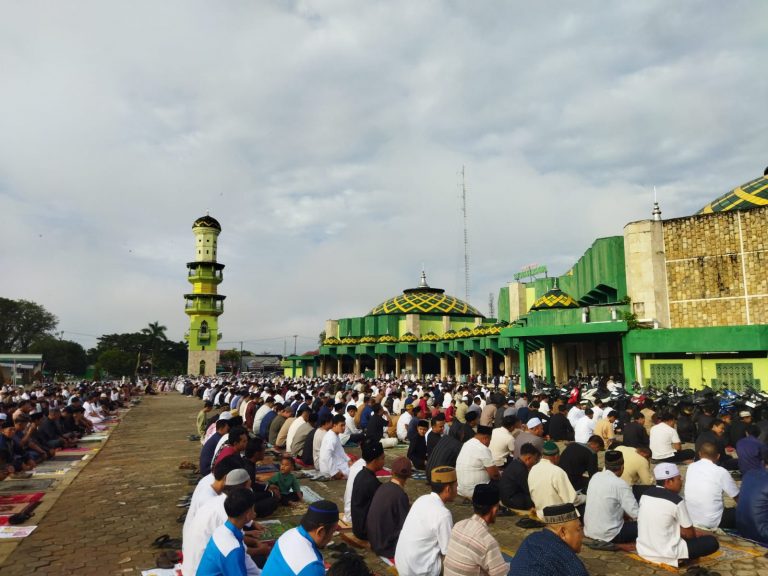 Bupati Kukar Serukan Makna Kurban sebagai Fondasi untuk Memperkuat Solidaritas