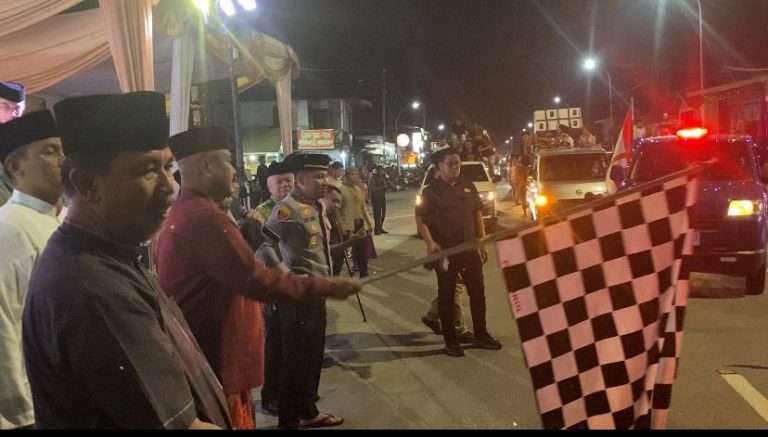 Lepas Takbir Keliling, Bupati Kukar Ajak Warga Kukuhkan Solidaritas dan Berbahagia