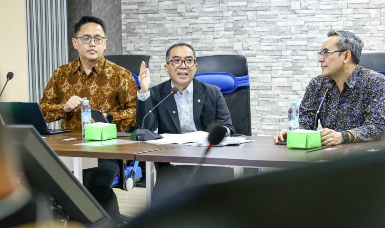 Ranking QS Naik 46 Persen, Menteri Brian Serukan Kolaborasi dan Riset Berkualitas