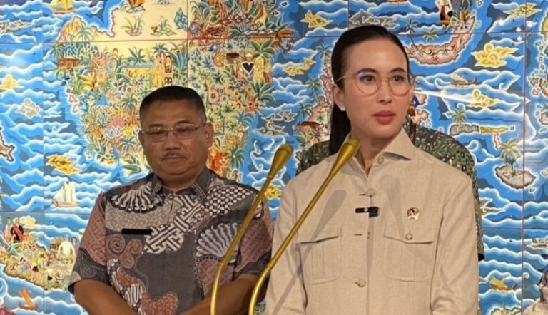 Menpar Minta Pengawasan Ketat di Destinasi Wisata Ekstrem Pasca Insiden di Gunung Rinjani