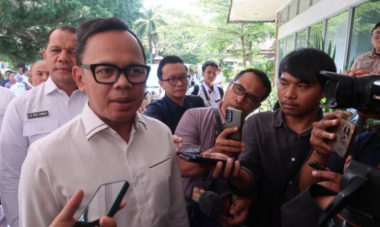 Kemendagri Imbau Pemda Evaluasi Kenaikan PBB P2, Bupati Pati Ditegur