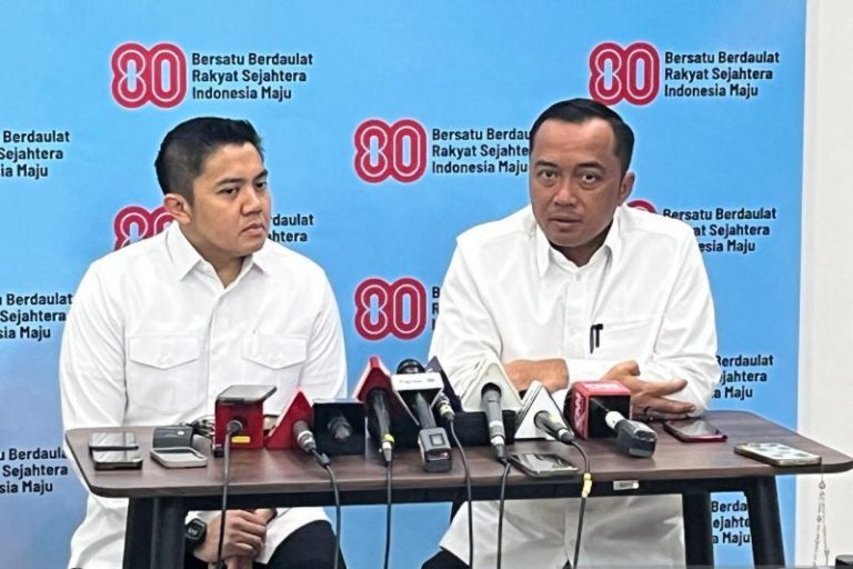 Belum Tentu Reshuffle, Istana Tunggu Keputusan KPK soal Wamenaker