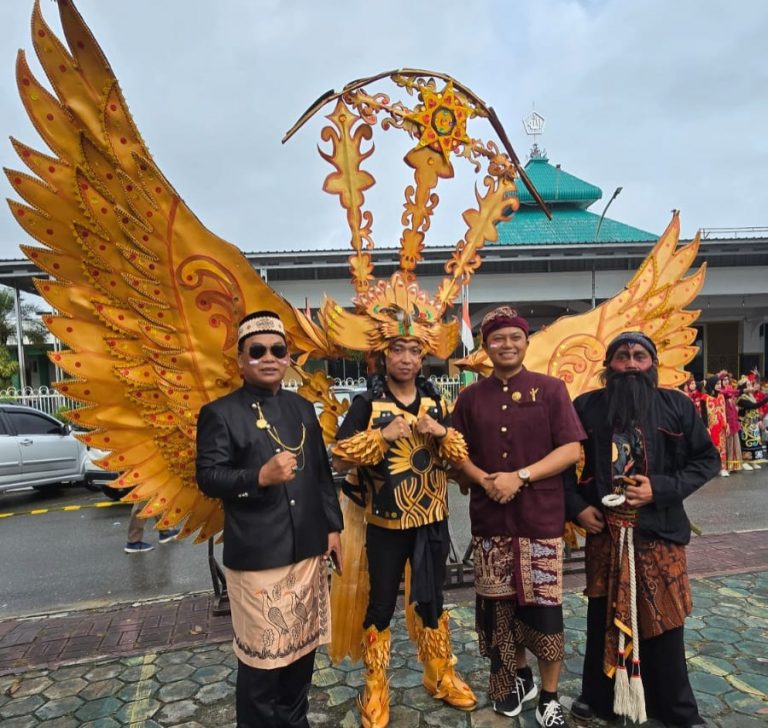 Meriahnya Karnaval di Gunung Elai: Dari Drum Band TNI, Kostum Sayap Emas, hingga UMKM