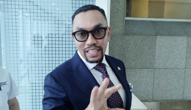 Ahmad Sahroni Belum Ajukan Pengunduran Diri dari DPR