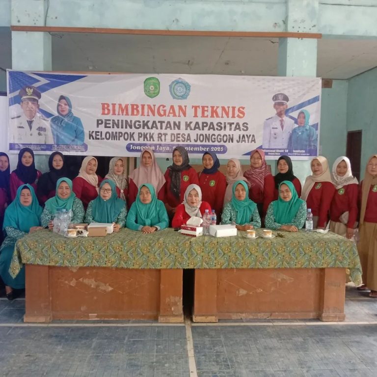 Desa Jonggon Jaya Kukuhkan 17 PKK RT dan Gelar Bimtek, Perkuat Peran Kader di Masyarakat