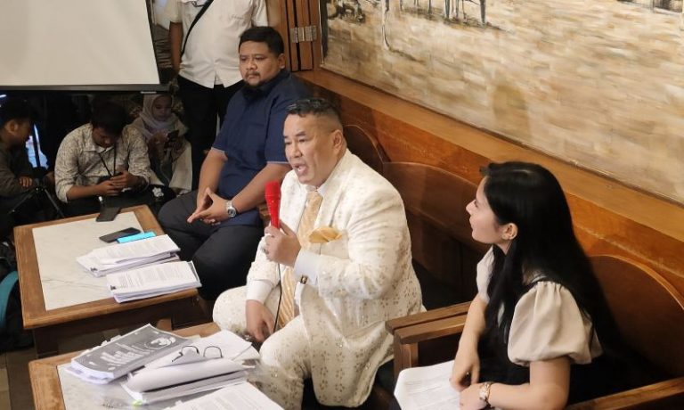 Hotman Paris: Praperadilan Nadiem Makarim Masih Dipertimbangkan