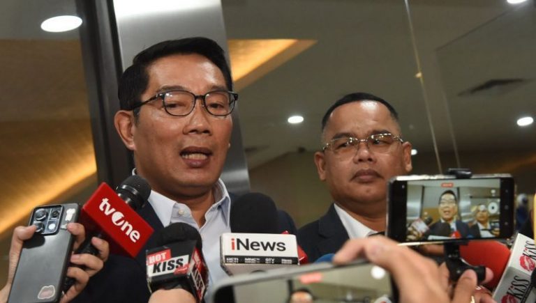 KPK Duga Ridwan Kamil Terima Uang dari Kasus Korupsi Bank BJB