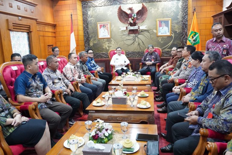 DPRD Dukung Upaya Pemkab Paser Tiru Peningkatan Kualitas Tata Kelola Pemerintahan Seperti Tabanan