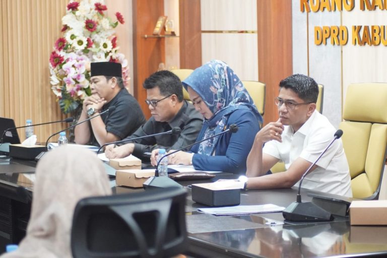 Pansus II DPRD Paser Bahas Raperda Jaringan Utilitas, Dorong Penataan Tertib Tata Ruang