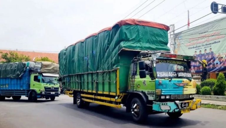 Kemenhub Gandeng Kemnaker Dukung Kesejahteraan Sopir Angkutan Barang