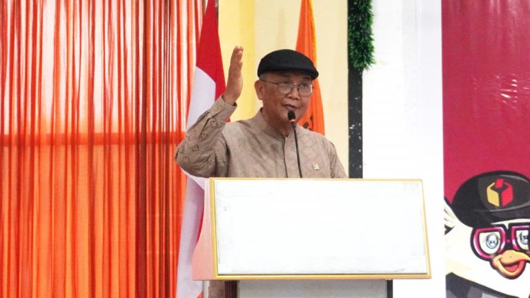 Soroti Putusan MK dan Dominasi Oligarki, KH Aus: Demokrasi Indonesia Sedang Sakit