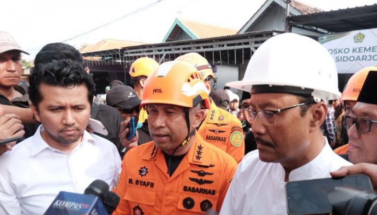 Kondisi Santri di Bawah Reruntuhan Ponpes Al-Khoziny Makin Kritis