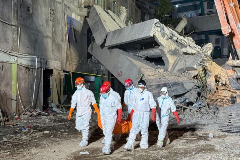 17 Jenazah Santri Ponpes Al-Khoziny Berhasil Diidentifikasi dan Diserahkan ke Keluarga