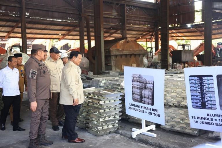 Presiden Prabowo Ungkap Temuan Tanah Jarang Ratusan Triliun di Bangka Belitung