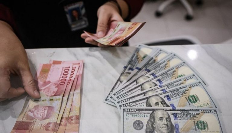 Rupiah Menguat 22 Poin, Meski Tipis Didukung Cadangan Devisa