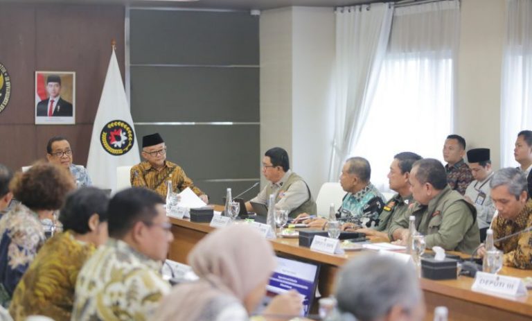 Pemerintah Evaluasi Kelayakan Bangunan Pendidikan Setelah Tragedi Al Khoziny