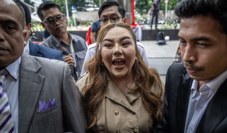 ‎ ‎Lisa Mariana Ditetapkan Tersangka, Bareskrim Jadwalkan Pemeriksaan Terkait Laporan Ridwan Kamil ‎