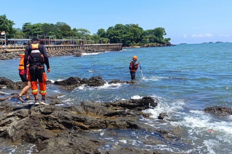 Remaja Tenggelam di Pantai Melawai Balikpapan Ditemukan Meninggal Dunia