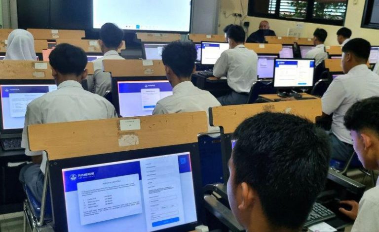 Kemendikdasmen Ingatkan Peserta TKA Jangan Cari Bocoran, Soalnya Semua Berbeda