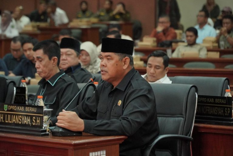 DPRD Desak Kajian Menyeluruh Penanganan Abrasi, Liliansyah Ingatkan Jangan Rusak Ekosistem Laut