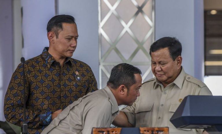 Prabowo: Tidak Ada Masalah dengan Utang Whoosh, Saya yang Tanggung Jawab