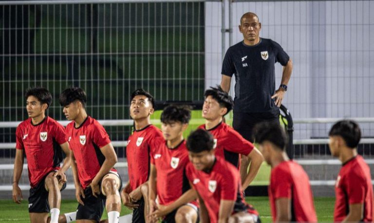 Pelatih Nova Arianto Pesan Pemain Timnas U-17: “Jangan Berhenti di Sini!