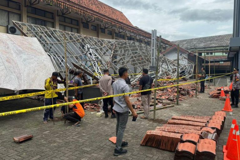 Polres Tasikmalaya Selidiki Ambruknya Gazebo Unsil, 18 Mahasiswa Terluka
