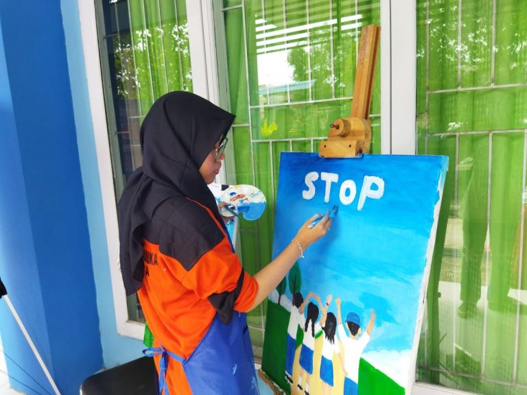 Melukis untuk Didengar, Kisah Inspiratif dari Siswa SLBN Tenggarong