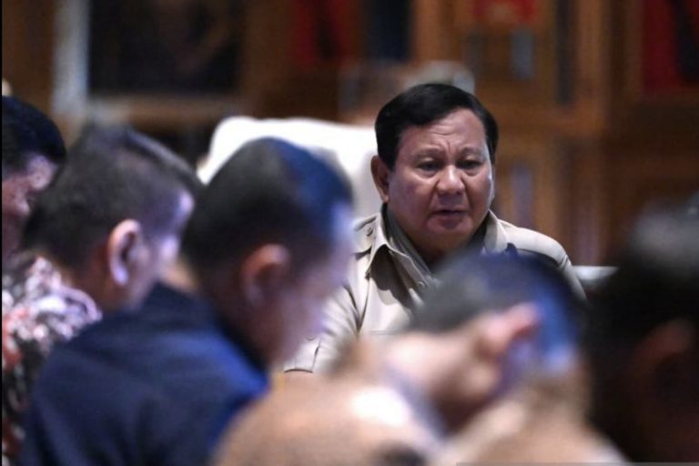 Rapat Terbatas di Hambalang, Prabowo Matangkan Strategi “Bersih-Bersih” Kawasan Ilegal   