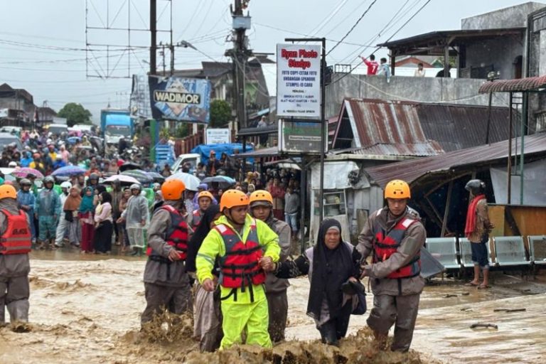 Pemerintah Gelar Rapat Darurat Lintas Kementerian Tangani Darurat Bencana Sumatera