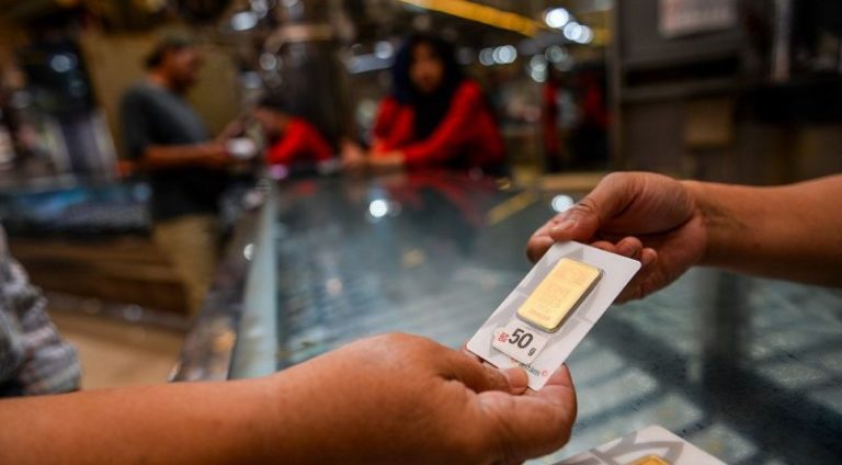 Emas Antam Menguat, Buyback Sentuh Rp2,276 Juta per Gram
