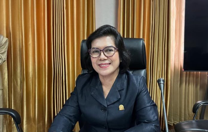 Sekretaris Komisi III DPRD Berau, Ratna Kalalembang
