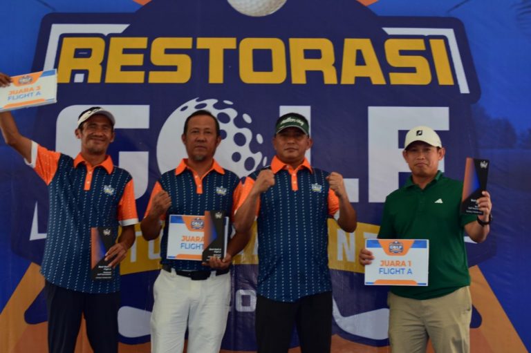 Restorasi di Atas Rumput Hijau