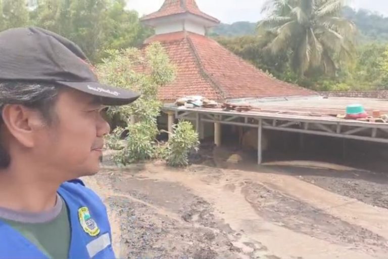 13 Rumah dan Satu Masjid di Lumajang Terendam Banjir Lahar Semeru