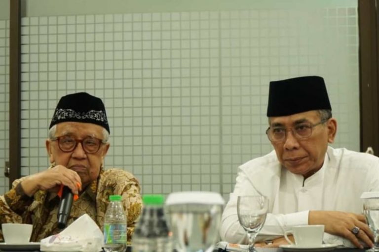 Gus Yahya Nyatakan Terbuka untuk Islah dalam Silaturahim PBNU di Tebuireng