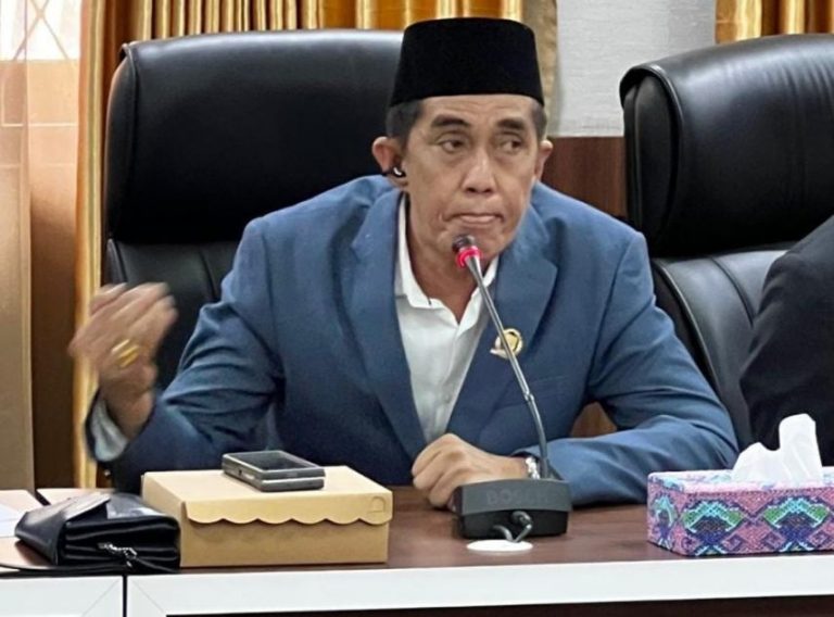 Pasar Lemah, Tambak Berau Terhambat, DPRD Minta Pemkab Turun Tangan