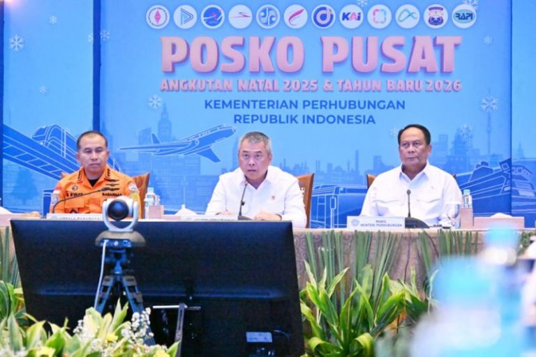 Menhub Buka Posko Pusat Angkutan Natal 2025 dan Tahun Baru 2026