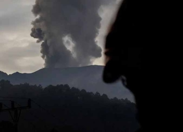 Gunung Marapi Meletus Selasa Pagi, Erupsi Perdana Pada Awal 2026