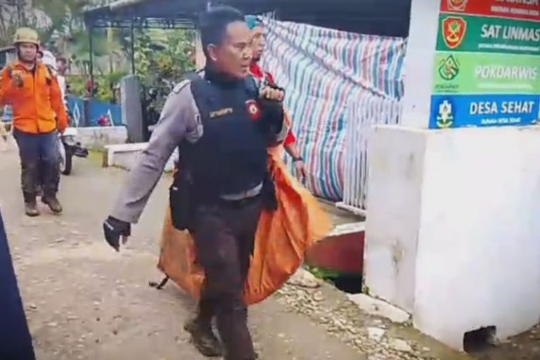Satu Jasad Korban Pesawat ATR 42-500 Ditemukan di Gunung Bulusaraung