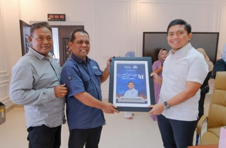 41 Tahun Andi Faizal